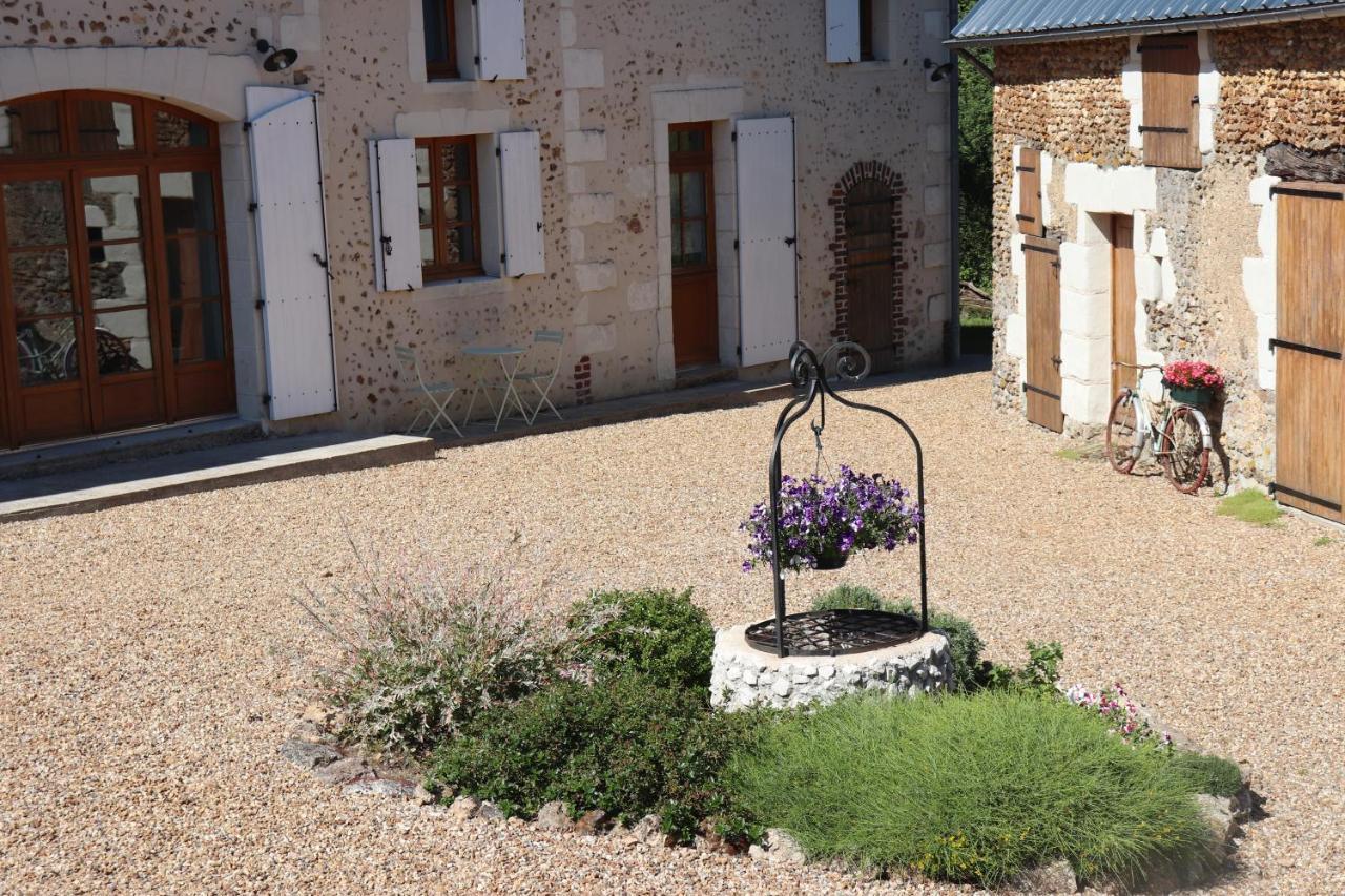 Bed and Breakfast La Tale Chahaignes Esterno foto
