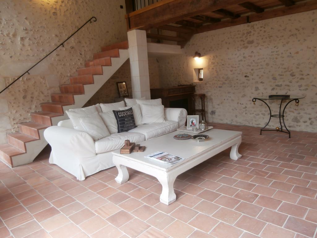 Bed and Breakfast La Tale Chahaignes Esterno foto